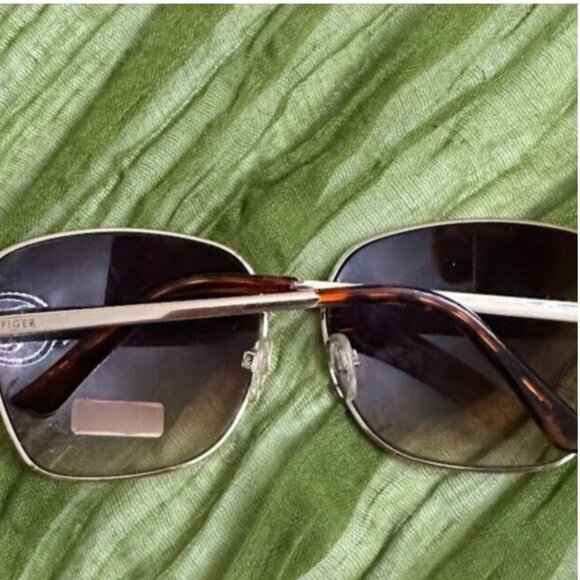 NEW Tommy Hilfiger Esmeralda Brown Gold Women Sunglasses - Picture 4 of 5